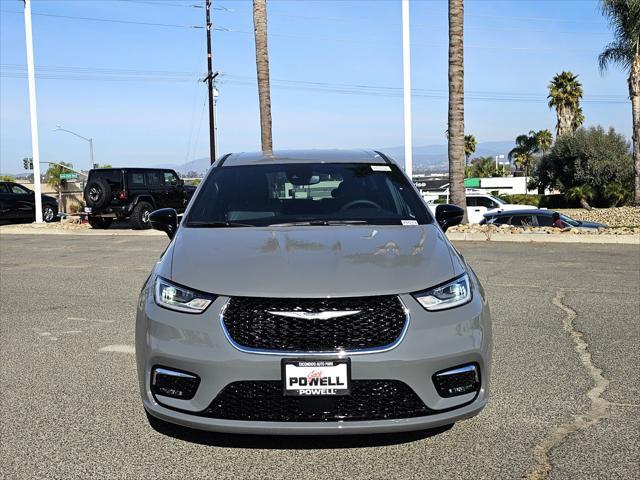 new 2025 Chrysler Pacifica car, priced at $42,900