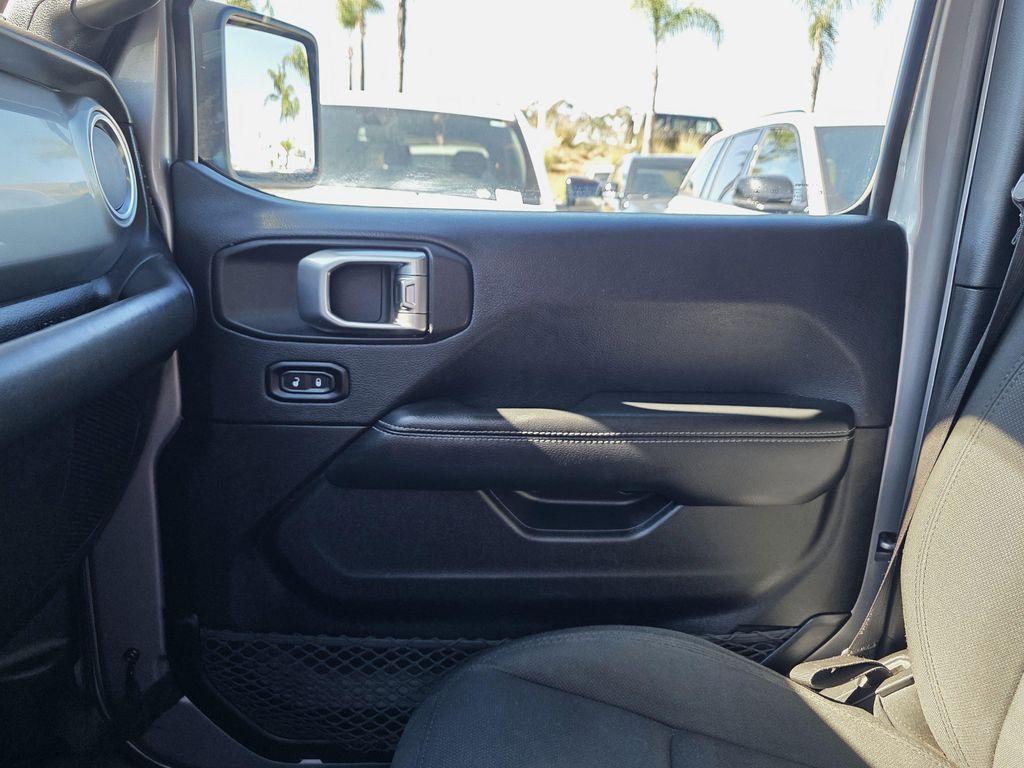 used 2018 Jeep Wrangler Unlimited car, priced at $25,900