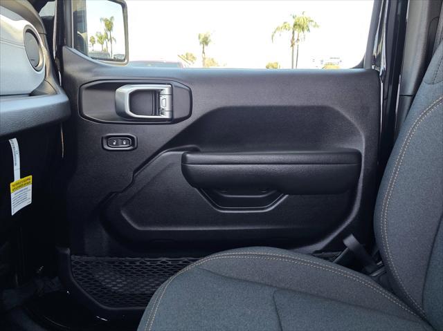 new 2025 Jeep Wrangler car, priced at $43,500