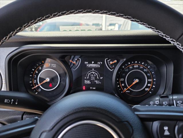 new 2025 Jeep Wrangler car, priced at $43,500