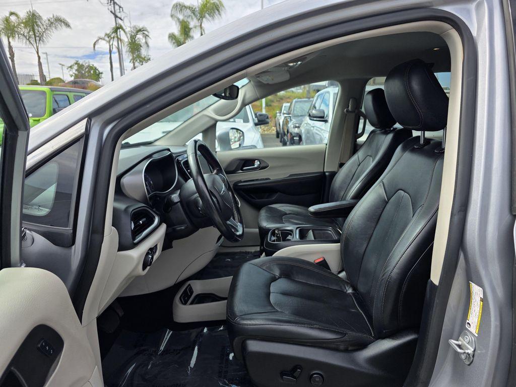 used 2020 Chrysler Pacifica car, priced at $23,900
