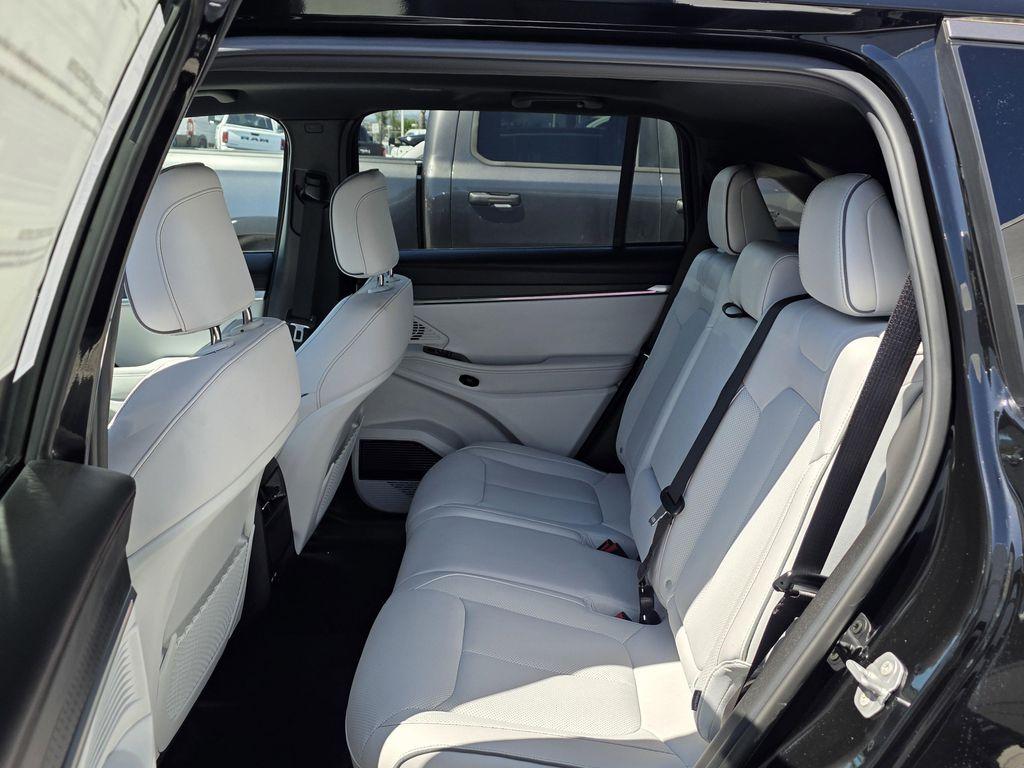 new 2025 Jeep Wagoneer S car, priced at $52,490