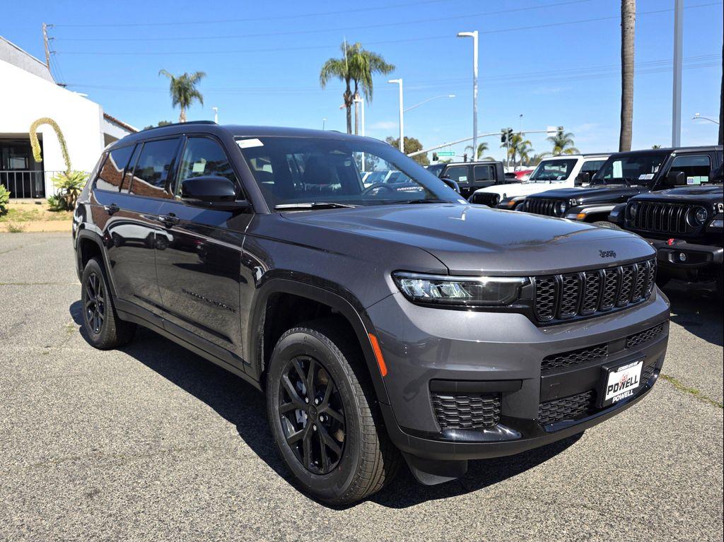 new 2025 Jeep Grand Cherokee L car, priced at $42,900