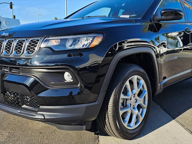 new 2024 Jeep Compass car, priced at $26,900