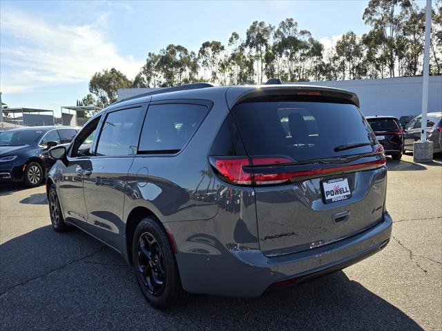 new 2025 Chrysler Pacifica Hybrid car, priced at $42,900