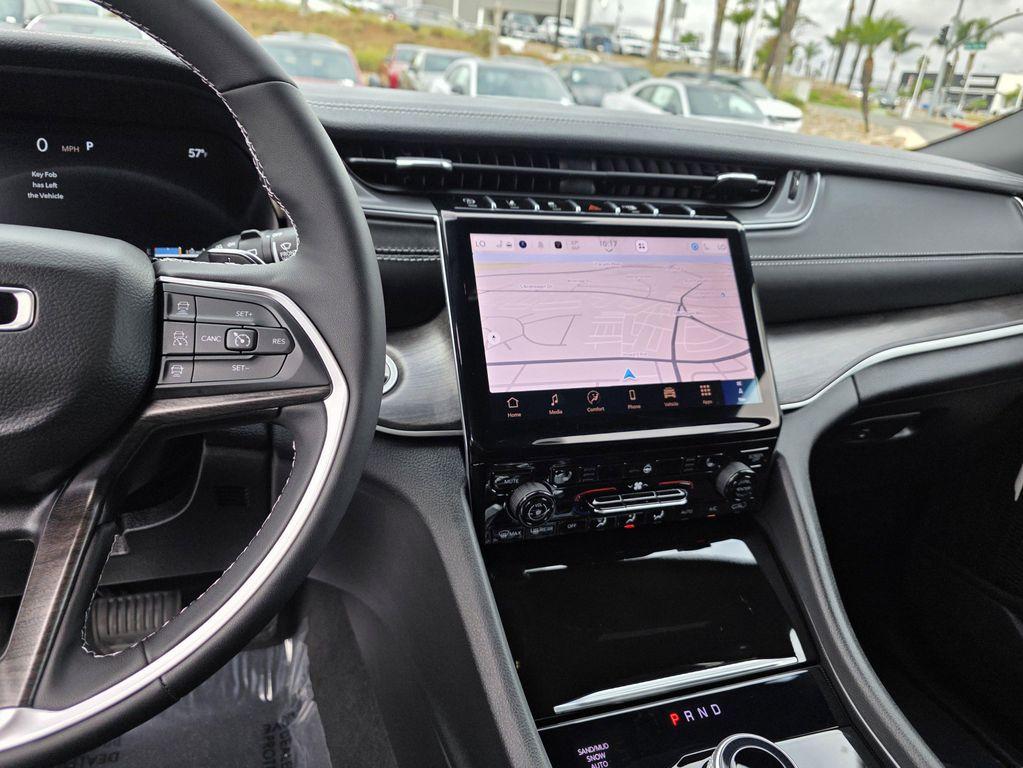 new 2025 Jeep Grand Cherokee L car, priced at $46,900