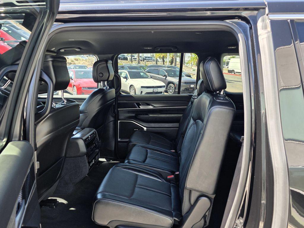 used 2024 Jeep Wagoneer L car, priced at $53,900
