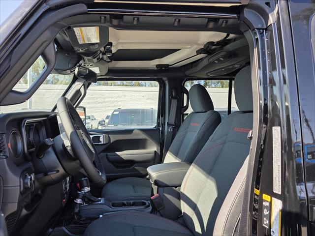new 2025 Jeep Wrangler car, priced at $55,900