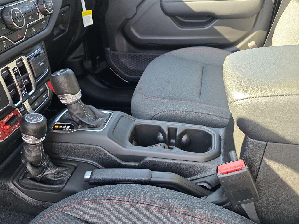 new 2025 Jeep Wrangler car, priced at $52,900