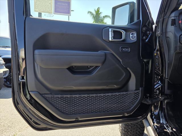 new 2025 Jeep Wrangler car, priced at $55,900