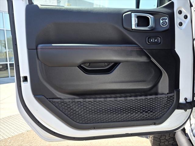used 2021 Jeep Gladiator car, priced at $40,900
