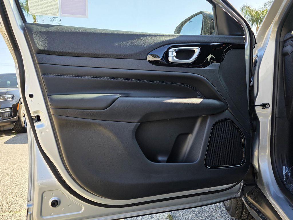new 2025 Jeep Compass car, priced at $30,855