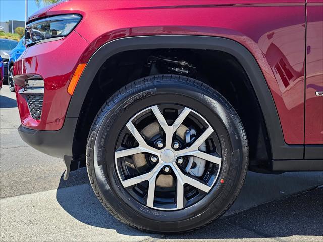 new 2024 Jeep Grand Cherokee car, priced at $45,400