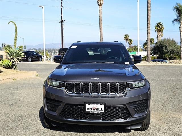 new 2025 Jeep Grand Cherokee car, priced at $38,900