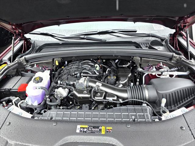 new 2025 Jeep Grand Cherokee car, priced at $42,500