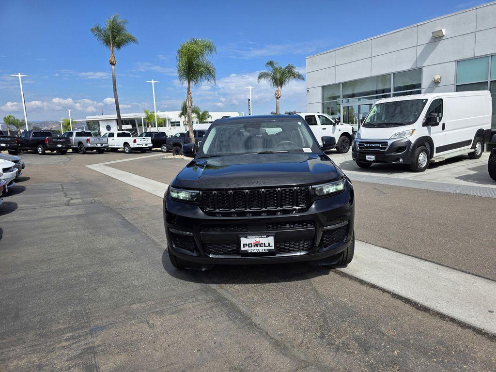 used 2023 Jeep Grand Cherokee L car, priced at $28,900