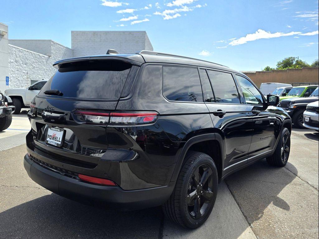used 2023 Jeep Grand Cherokee L car, priced at $28,900