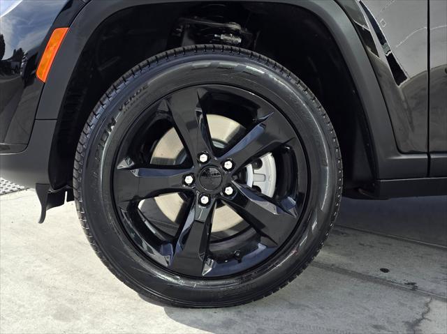 new 2025 Jeep Grand Cherokee L car, priced at $49,900