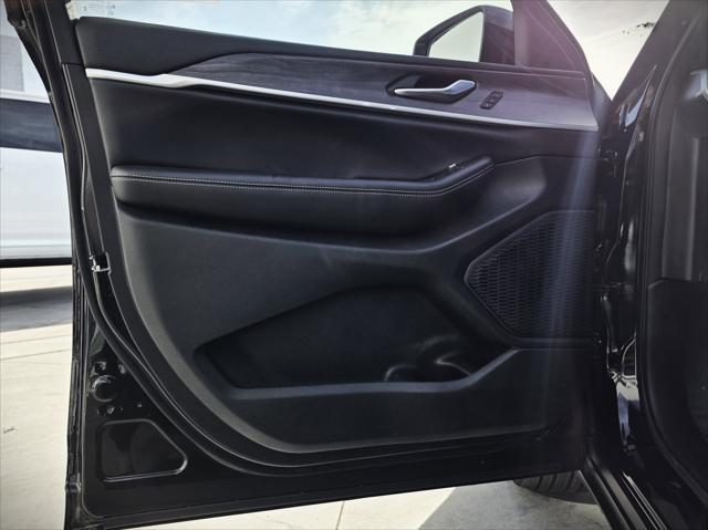 new 2025 Jeep Grand Cherokee L car, priced at $49,900