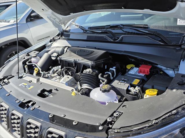new 2025 Jeep Compass car, priced at $28,500