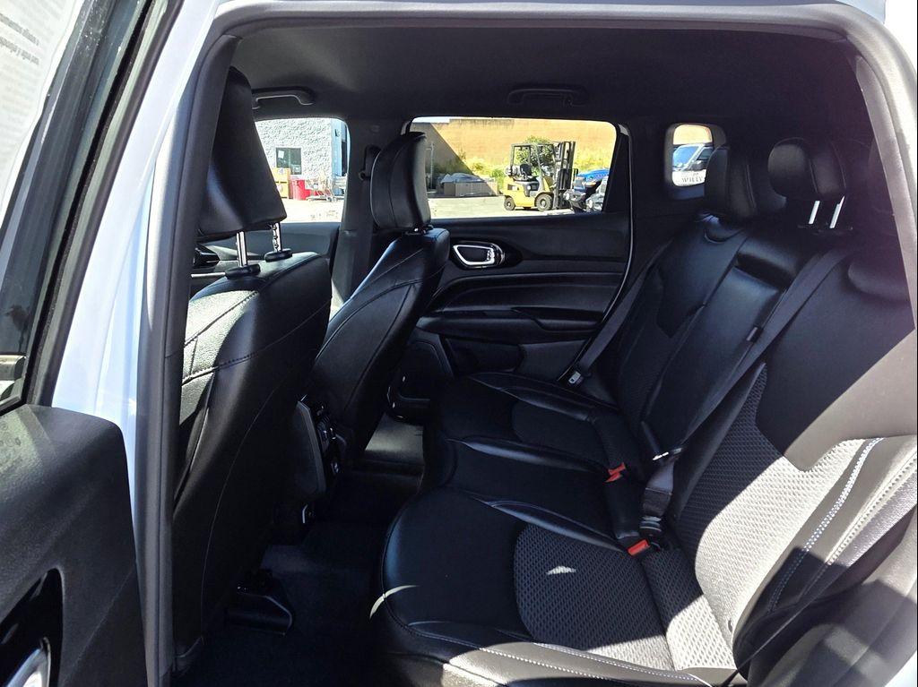 new 2025 Jeep Compass car, priced at $26,400