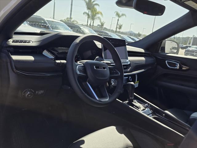 new 2025 Jeep Compass car, priced at $28,500