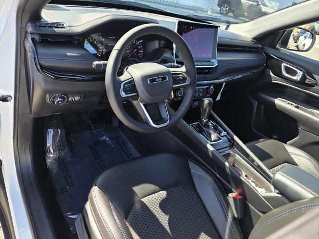 new 2025 Jeep Compass car, priced at $27,900