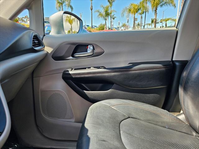 used 2020 Chrysler Pacifica car, priced at $21,900