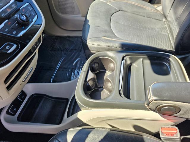 used 2020 Chrysler Pacifica car, priced at $23,500