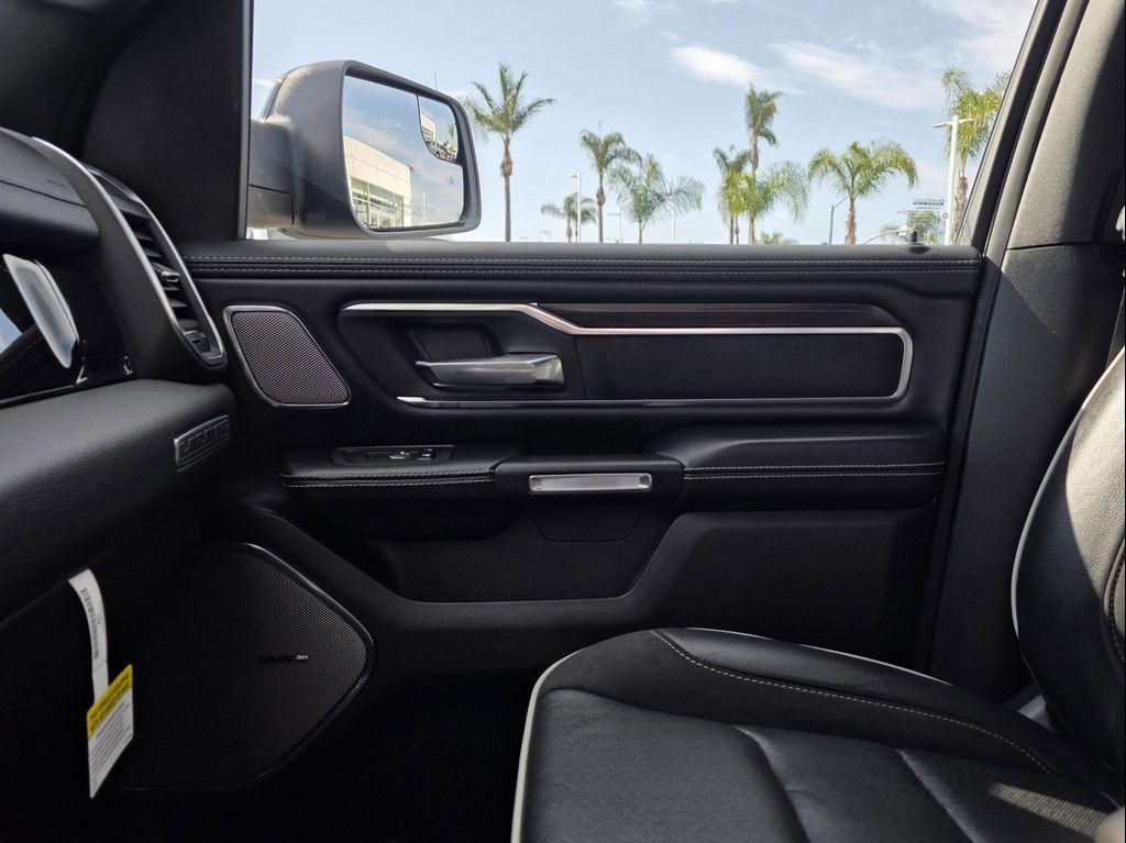 new 2025 Ram 1500 car, priced at $59,900