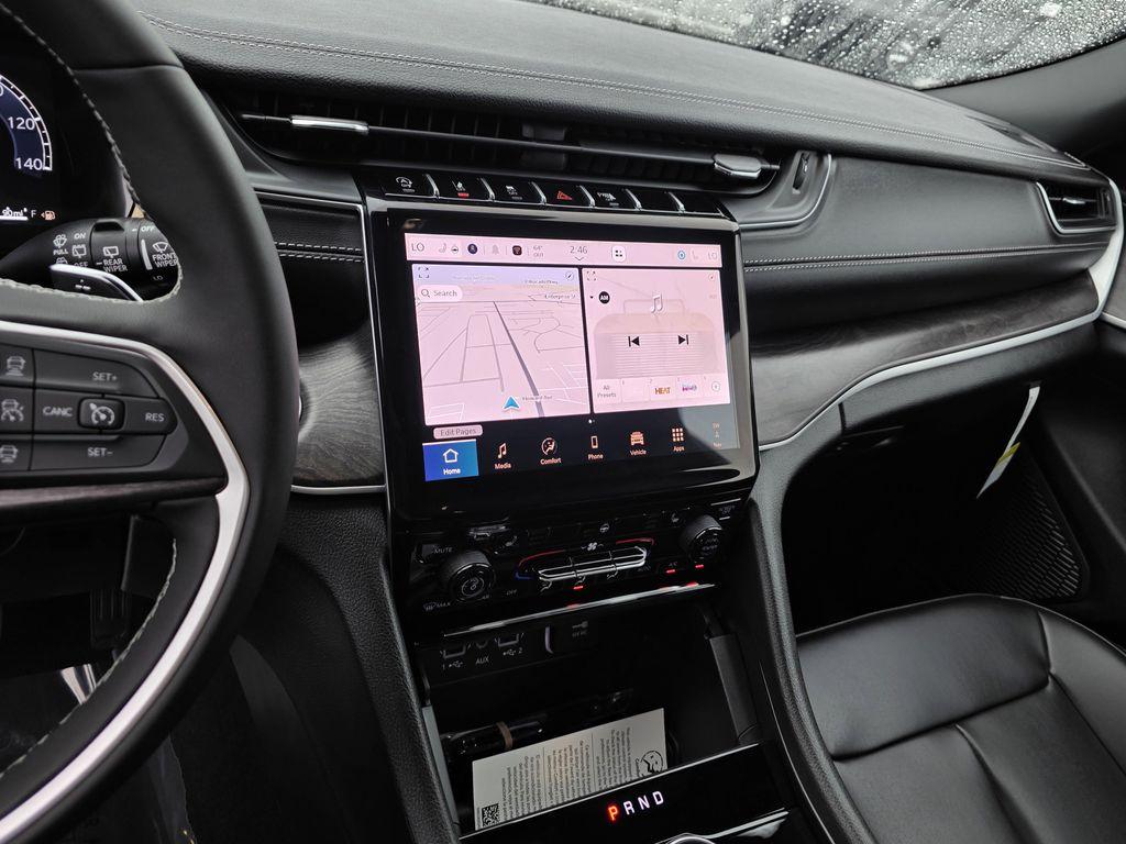 new 2025 Jeep Grand Cherokee L car, priced at $44,900