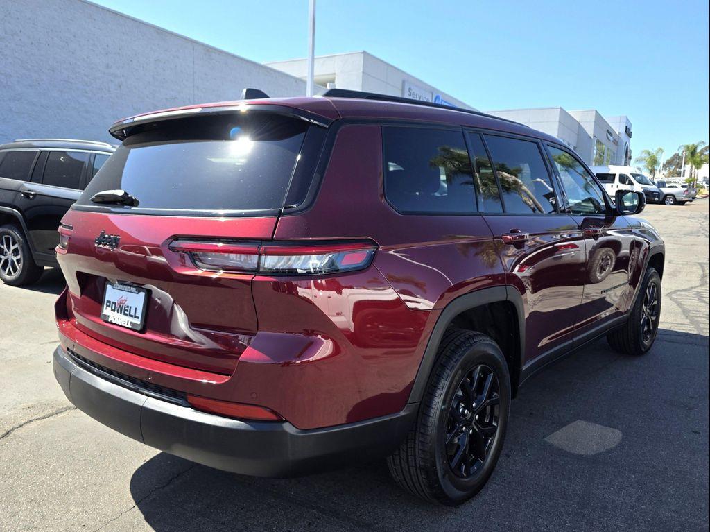 new 2025 Jeep Grand Cherokee L car, priced at $39,900