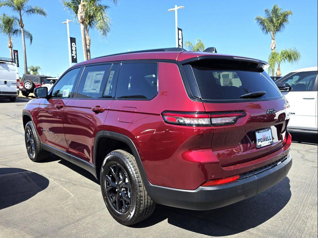 new 2025 Jeep Grand Cherokee L car, priced at $39,900