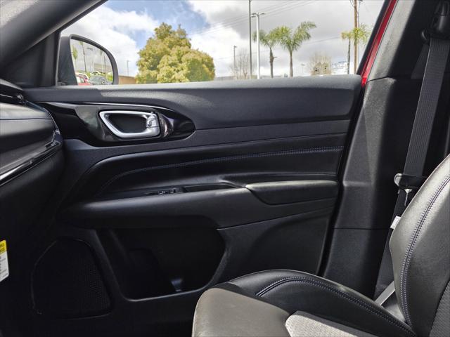 new 2025 Jeep Compass car, priced at $28,900
