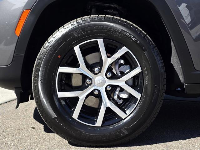 new 2025 Jeep Grand Cherokee car, priced at $45,500