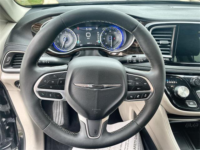 used 2023 Chrysler Pacifica car, priced at $29,800