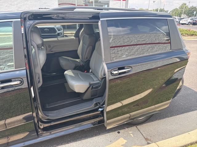 used 2023 Toyota Sienna car, priced at $39,500