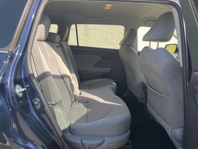 used 2023 Toyota Highlander car, priced at $31,500