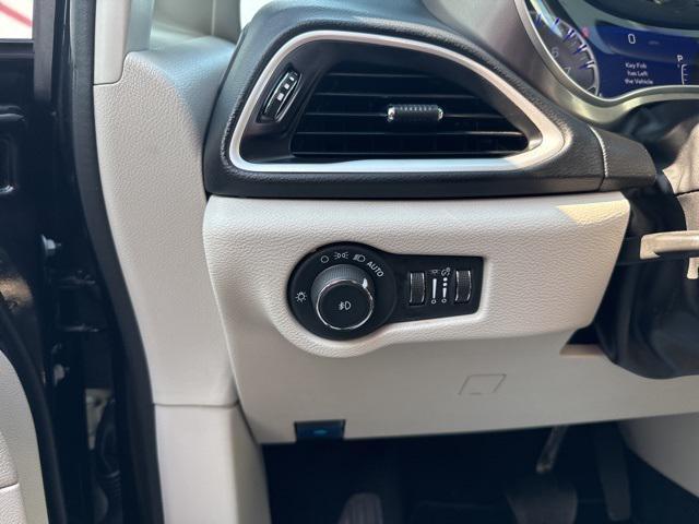 used 2023 Chrysler Pacifica car, priced at $22,900