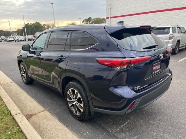 used 2022 Toyota Highlander car, priced at $36,000