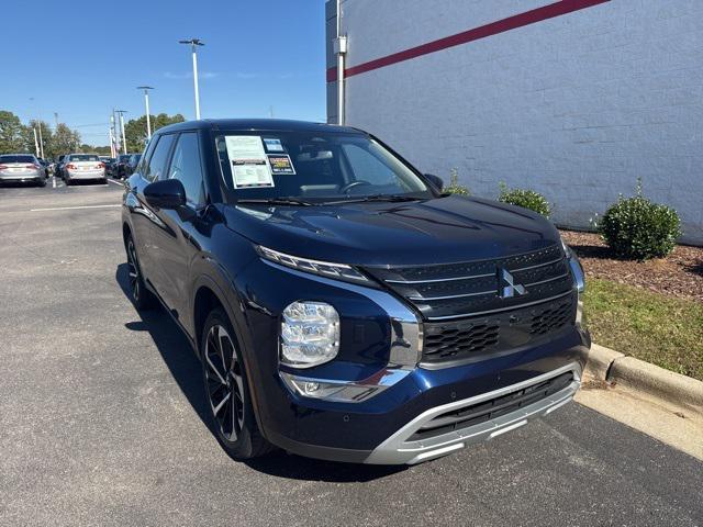 used 2024 Mitsubishi Outlander car, priced at $25,900