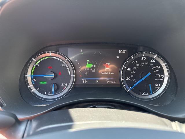 used 2021 Toyota Highlander Hybrid car, priced at $38,900