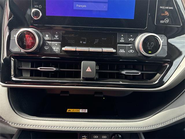 used 2024 Toyota Highlander car, priced at $45,900