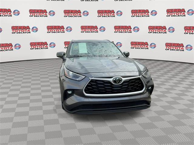 used 2024 Toyota Highlander car, priced at $45,900