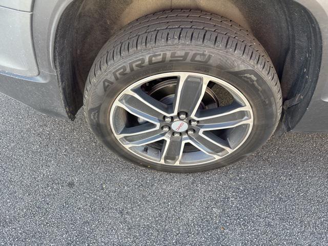 used 2022 GMC Acadia car, priced at $24,900