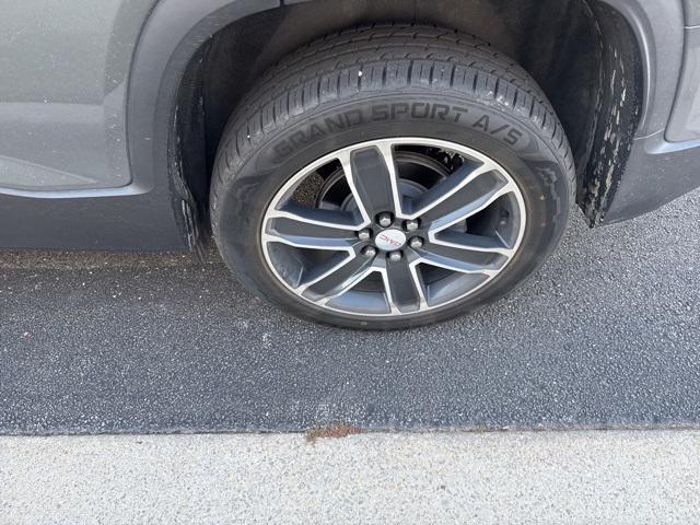 used 2022 GMC Acadia car, priced at $24,900