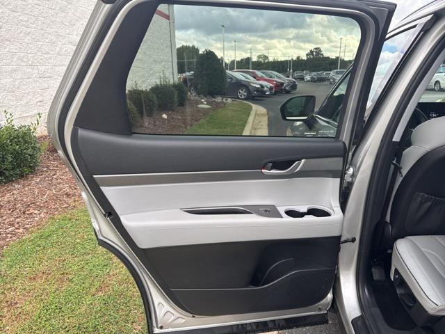 used 2024 Hyundai Palisade car, priced at $33,900
