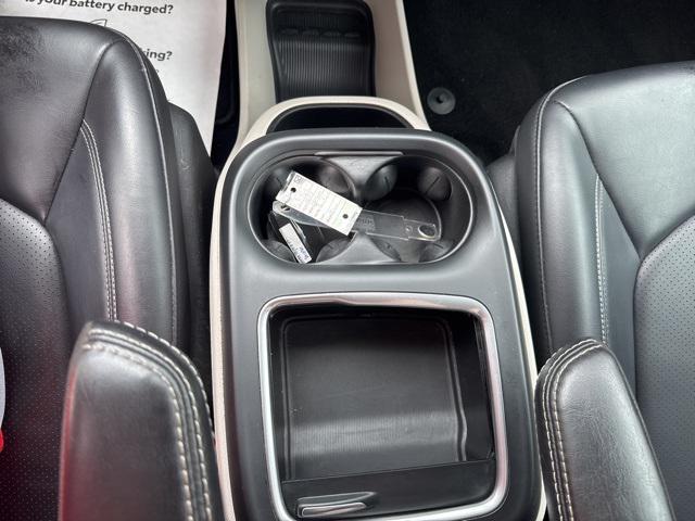 used 2023 Chrysler Pacifica car, priced at $24,900