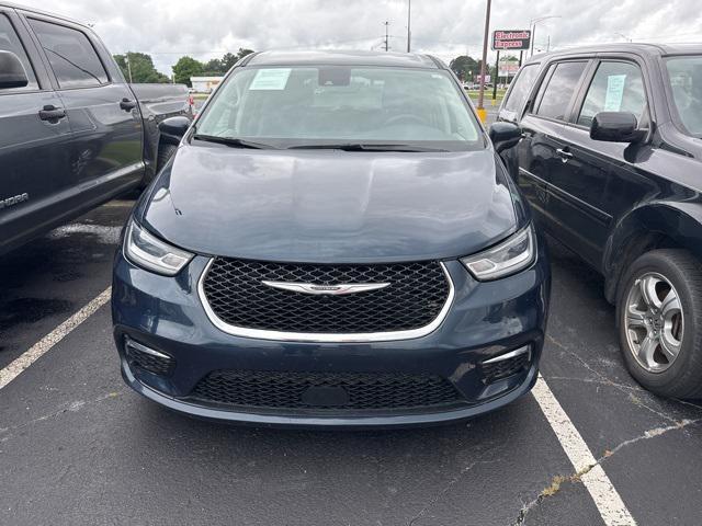 used 2023 Chrysler Pacifica car, priced at $24,900