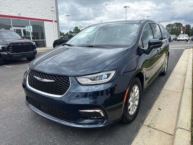 used 2023 Chrysler Pacifica car, priced at $24,900